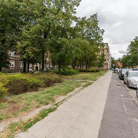 Kosinskiego By Renters Apartment