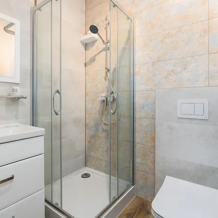 Kosinskiego By Renters شقة